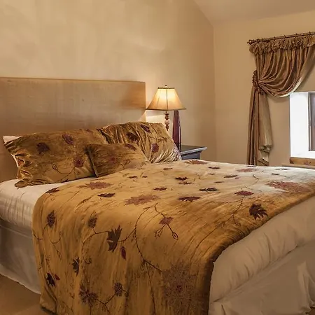 New Forest Estate Tyrrellspass