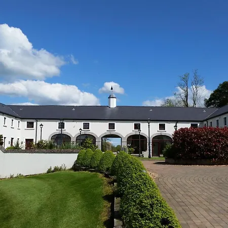 New Forest Estate Tyrrellspass