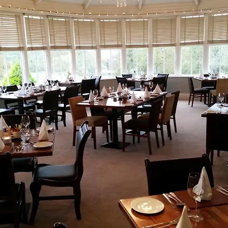 New Forest Estate * Tyrrellspass