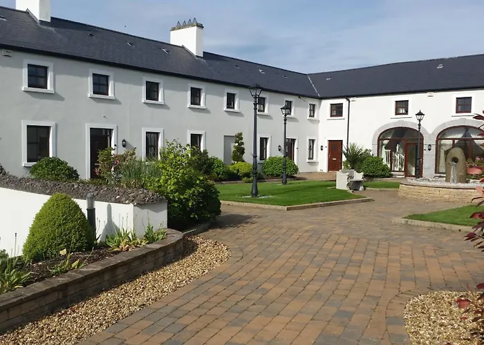 New Forest Estate Tyrrellspass