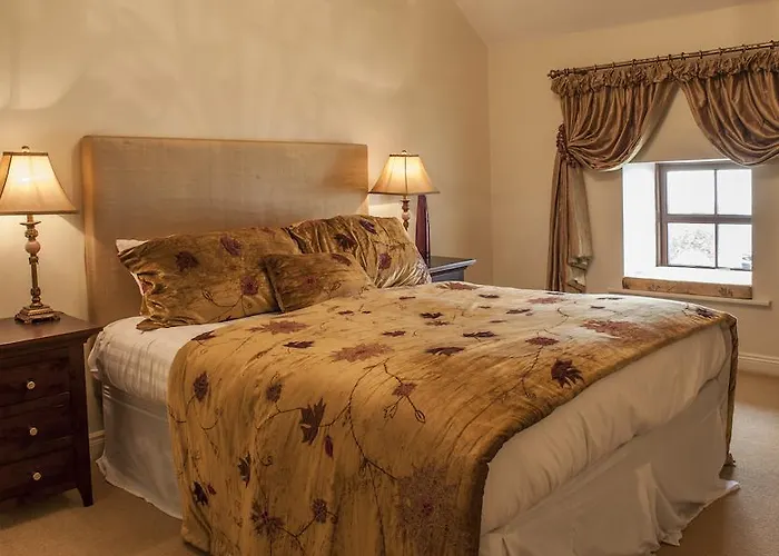 New Forest Estate Tyrrellspass