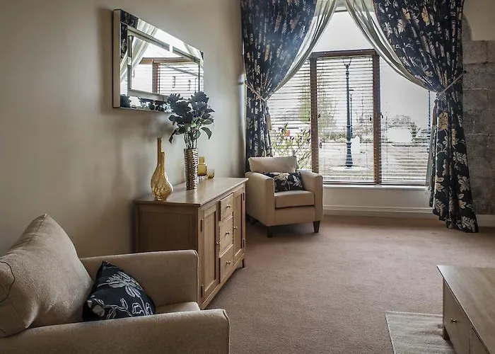 New Forest Estate Tyrrellspass