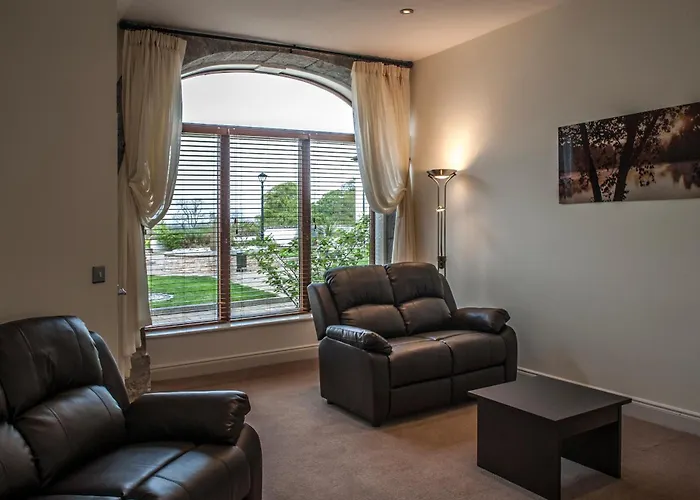 New Forest Estate * Tyrrellspass