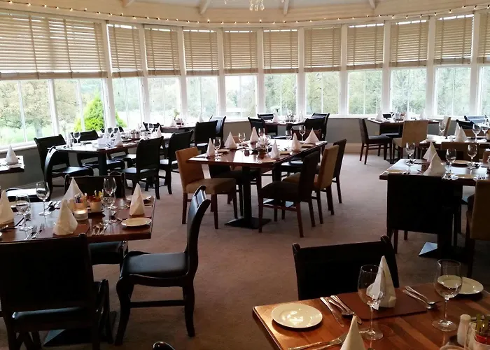 New Forest Estate * Tyrrellspass